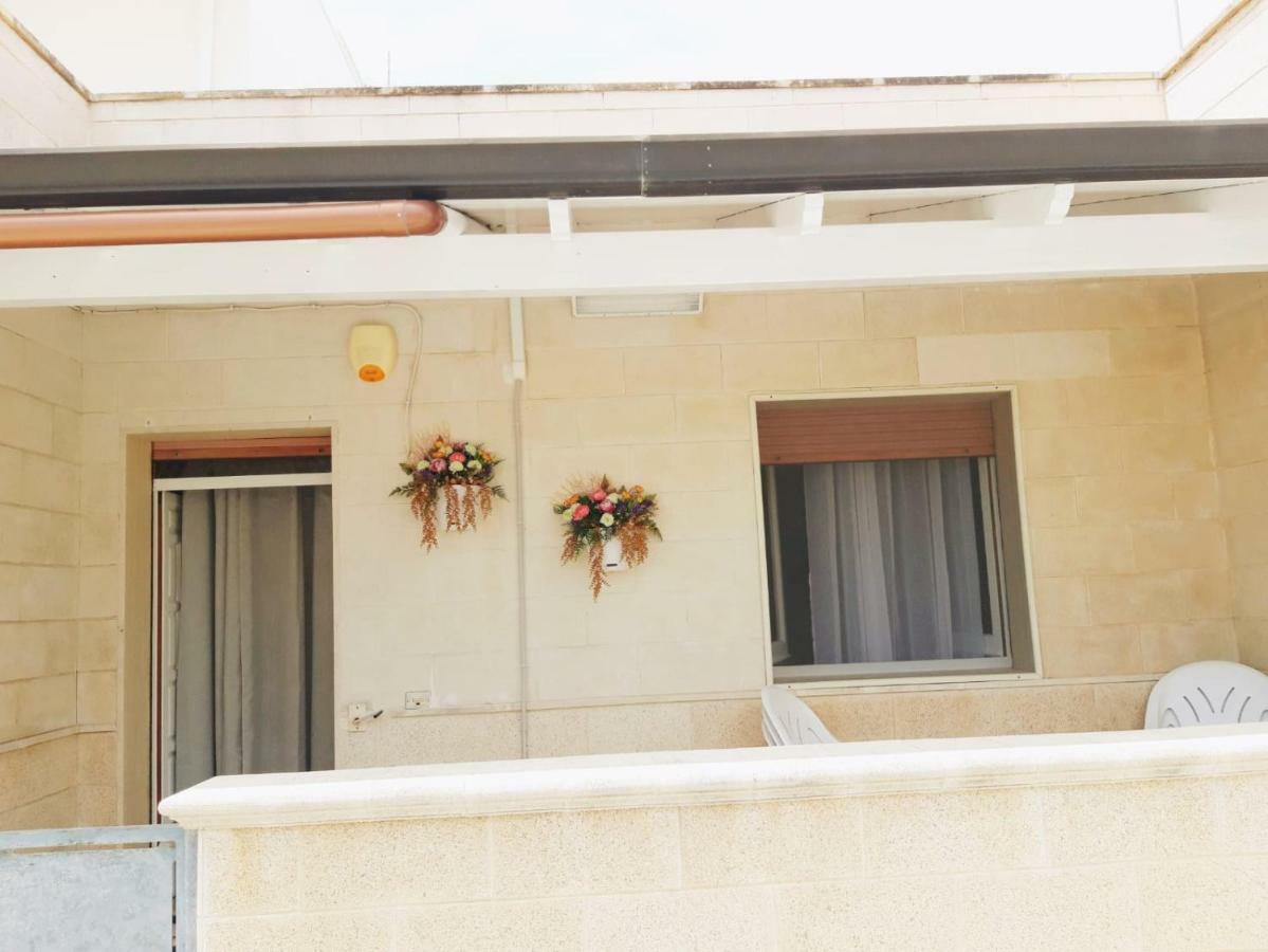 Casa Vacanze Sonia Torre Lapillo Zewnętrze zdjęcie
